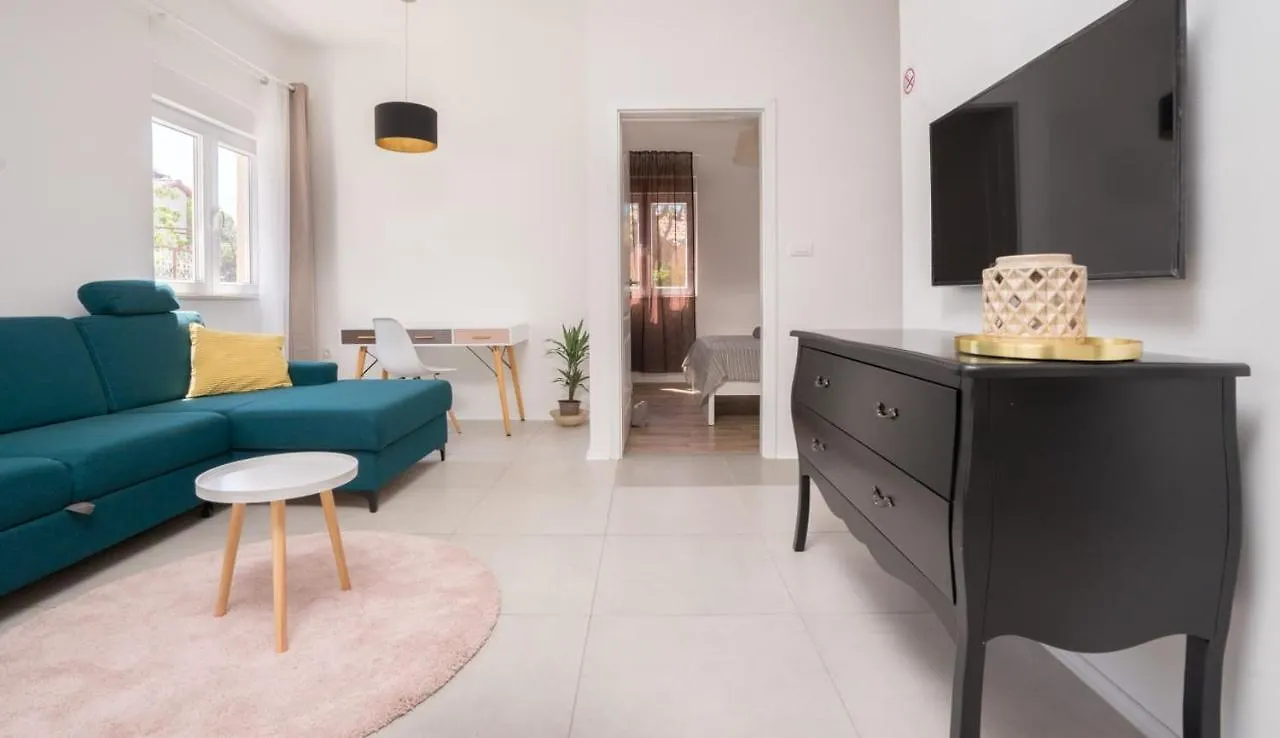 Apartman Lis Pomer